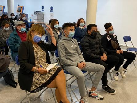 101121 Presentació vídeo projecte joves migrats (4).jpg