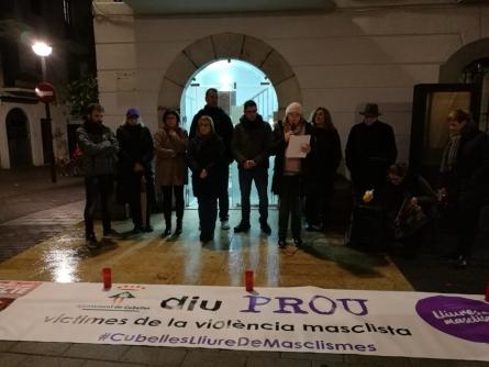 230120 Manifest Víctimes violència.jpg